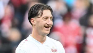 แองเจโล สติลเลอร์ ‘โครสคนใหม่’ เมินแมนฯ ยูไนเต็ด เลือก ราชัน ชุดขาว