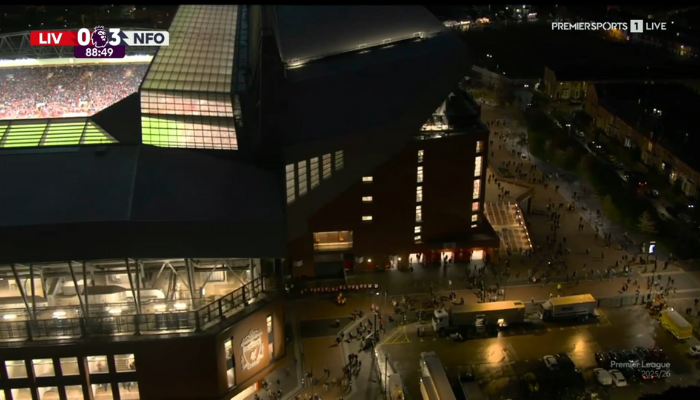 อึมครึมที่แอนฟิลด์ ลิเวอร์พูลระส่ำ แฟนเริ่มหมดความอดทน