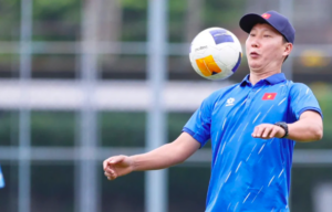 โค้ช คิม ซังซิก เซอร์ไพรส์! สั่งยกเลิกซ้อม 1 วันเต็ม ให้ U22 เวียดนามพักผ่อนที่กรุงเทพฯ
