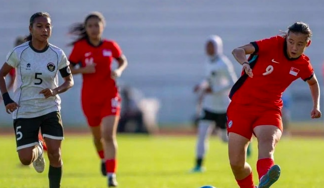 ฟุตบอลสิงคโปร์ พ่ายแพ้ยกชุด! ทีมชาย-หญิงแพ้พลิก 1-3 ลุ้นเข้ารอบริบหรี่ในซีเกมส์ 33