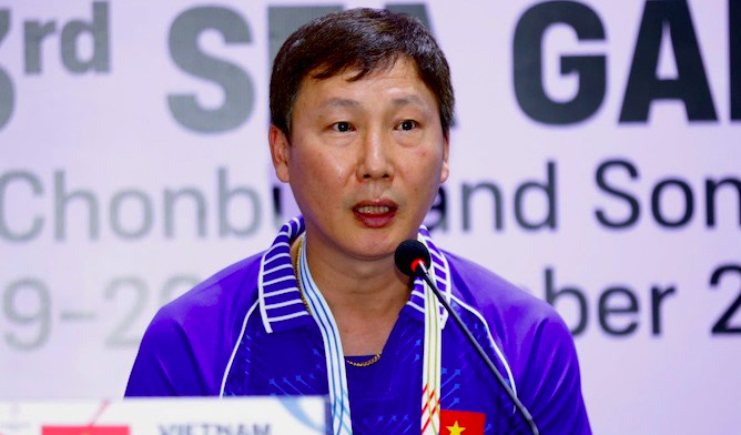 โค้ชคิม ซัง-ซิก จารึกประวัติศาสตร์ใหม่ "ทริปเปิลแชมป์อาเซียน" ในปีเดียว