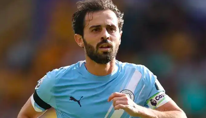 "ตัวเชื่อมเกม" ที่โลกไม่ค่อยพูดถึง: หัวใจสำคัญในระบบของ เป๊ป กวาร์ดิโอล่า