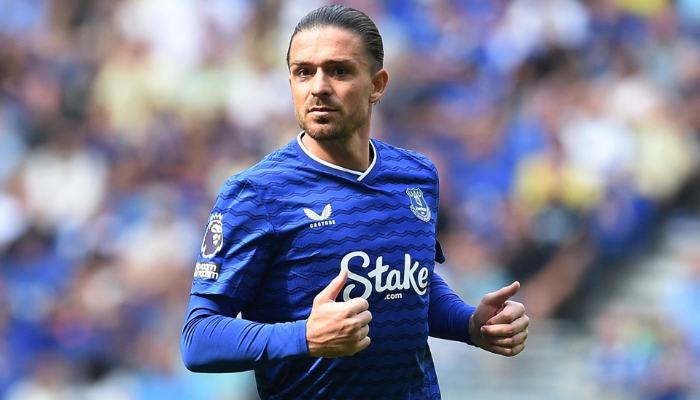 กรีลิช อัปเดต การฟื้นตัวหลังผ่าตัดเท้า ผ่านโซเชียลมีเดีย