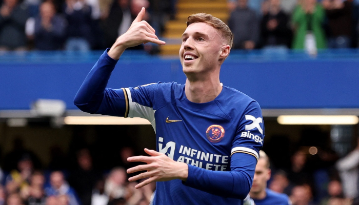 แพท เนวิน ชี้ชัด โคล พาลเมอร์ ควรเล่นกลางมากกว่าปีก