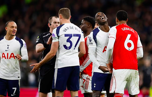 เงื่อนไข "ลดค่าจ้าง 50%" และการอพยพของซูเปอร์สตาร์