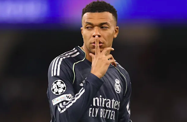 Adidas, Under Armour หรือ Uniqlo? ศึกชิงลายเซ็นมูลค่าพันล้าน