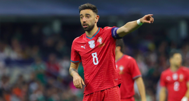 หัวใจสลายที่โอลด์ แทรฟฟอร์ด PSG ทุ่ม 57 ล้านปอนด์ ล่าตัว “บรูโน่ เฟอร์นันเดส” สถาปนาอาณาจักรโปรตุเกสแห่งปารีส